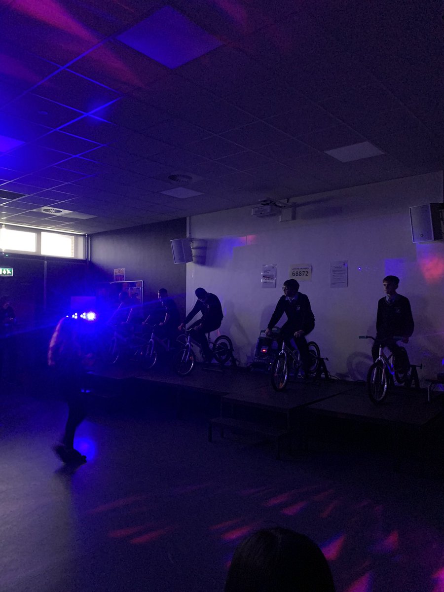 Thank you <a href="/YnniDa/">Ynni Da</a> <a href="/egnicoop/">Egni</a> for the pedalled powered disco our students <a href="/Pentrehafod/">Pentrehafod School</a> had a wonderful day #energwarriors