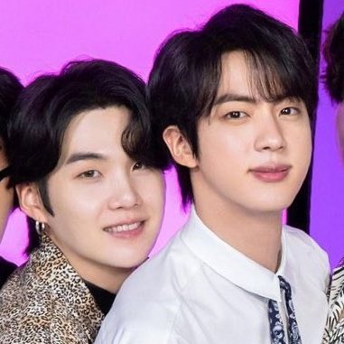 อ้ายบ่อยากเชื่อสายตา​ ว่าภาพตรงหน้าสิเป็นความจริง