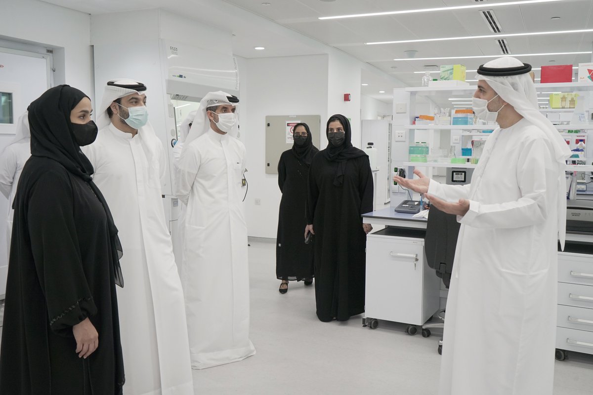 aljalilauae's tweet photo. The #FAHR delegation toured Mohammed Bin Rashid Medical Research Institute and #MajlisAlAmal. Dr Abdulkareem briefed them on the impact of #AJFprograms on society and conveyed appreciation for the great support towards our #Aawen #patient treatment program for the past 5 years. https://t.co/8vN9rJ9HAR