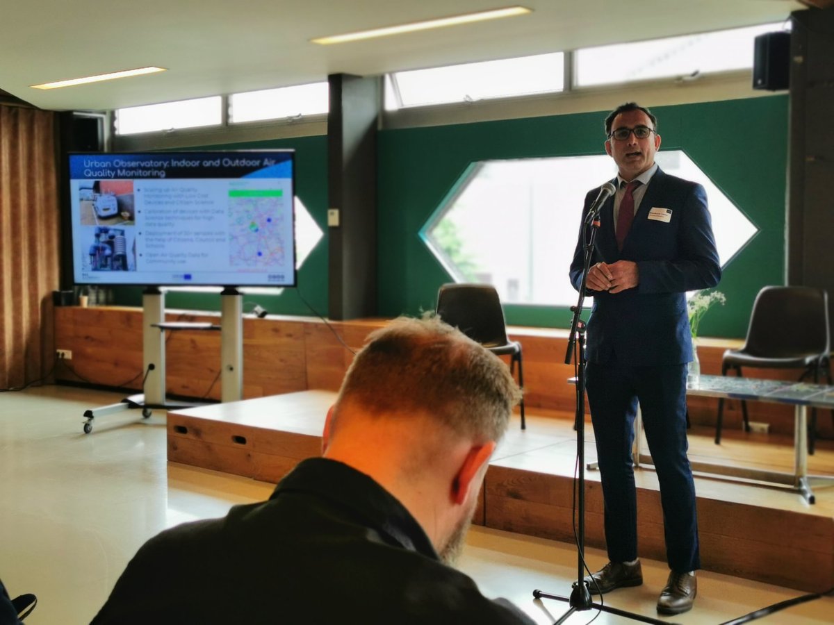 Great to have a joint <a href="/UniofBradford/">University of Bradford</a> and <a href="/bradfordmdc/">Bradford Council</a> team presence at the final <a href="/SCORE_NSR/">SCORE NSR</a> event in Amsterdam discussing our work on #DigitalTwins and #airquality