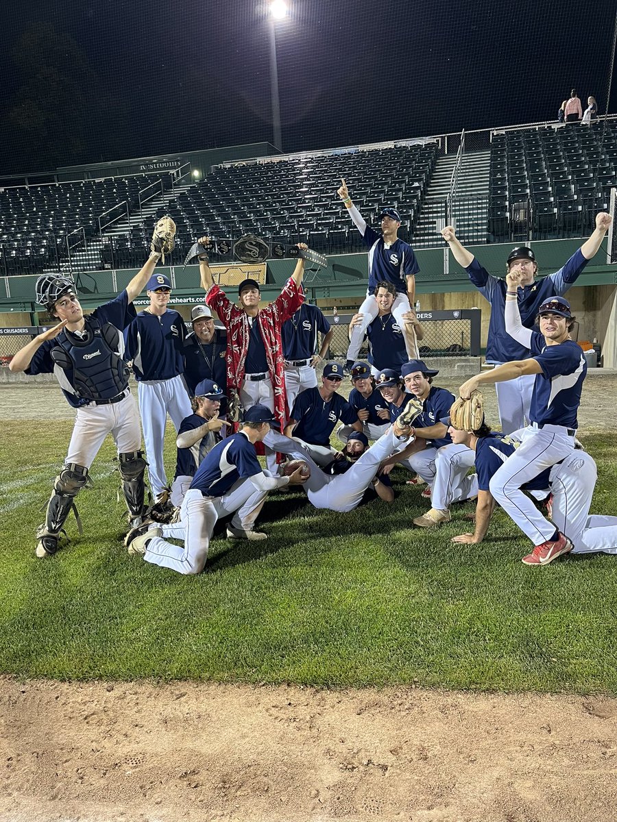 post397's tweet photo. A clean sweep… Alex Martin takes home the belt and the robe tonight throwing a complete game shutout striking out 7 leading 397 to the W! https://t.co/mhlR5XBXTg