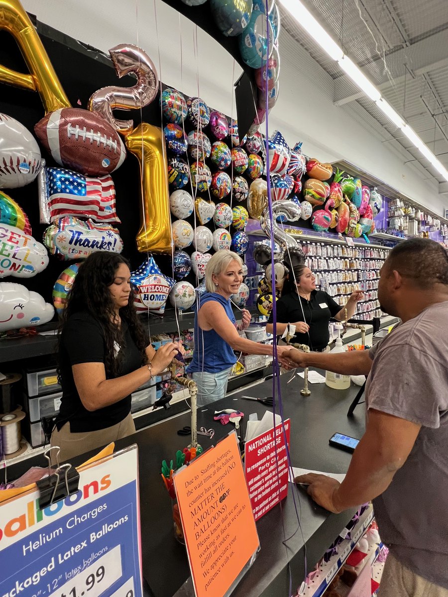 trish4judge's tweet photo. #TimeWithTrish was at Party City San Antonio to join the team in serving customers and learning about their focus on recovering from COVID and hiring back employees. Huge thanks to Don Lasseter for providing me the time to join his team to listen and learn!
#trish4judge https://t.co/5mjg956ISN