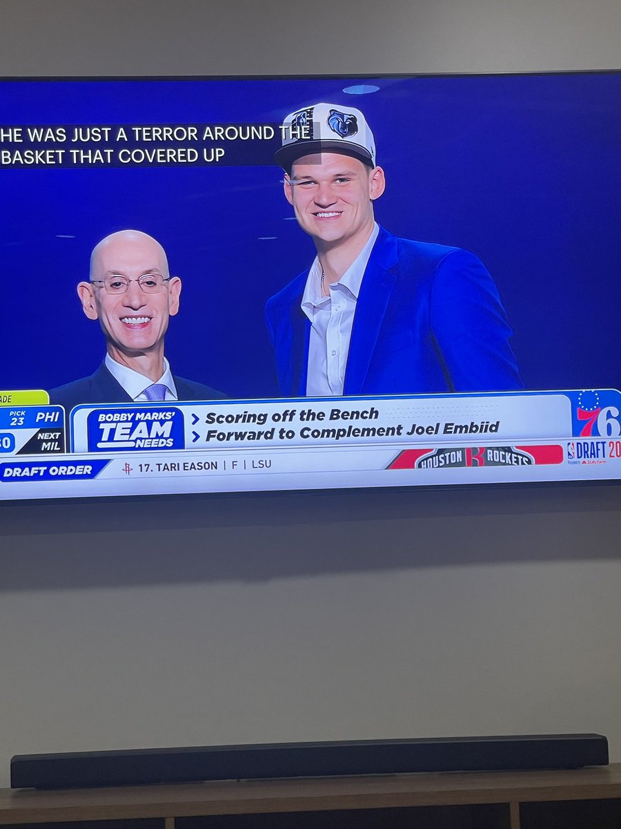 Congratulations Walker!!! <a href="/WalkerKessler13/">Walker Kessler</a> #WAhoops #Family