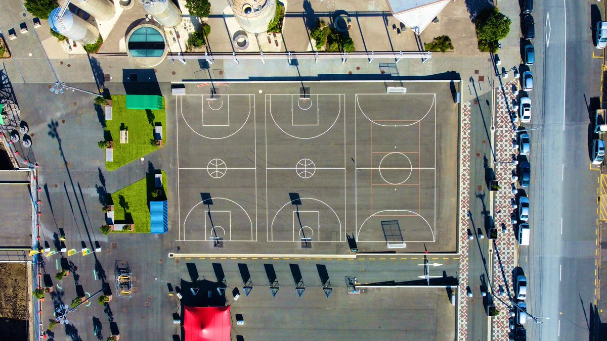 jonnylpool's tweet image. Urban living #basketball #football #auckland