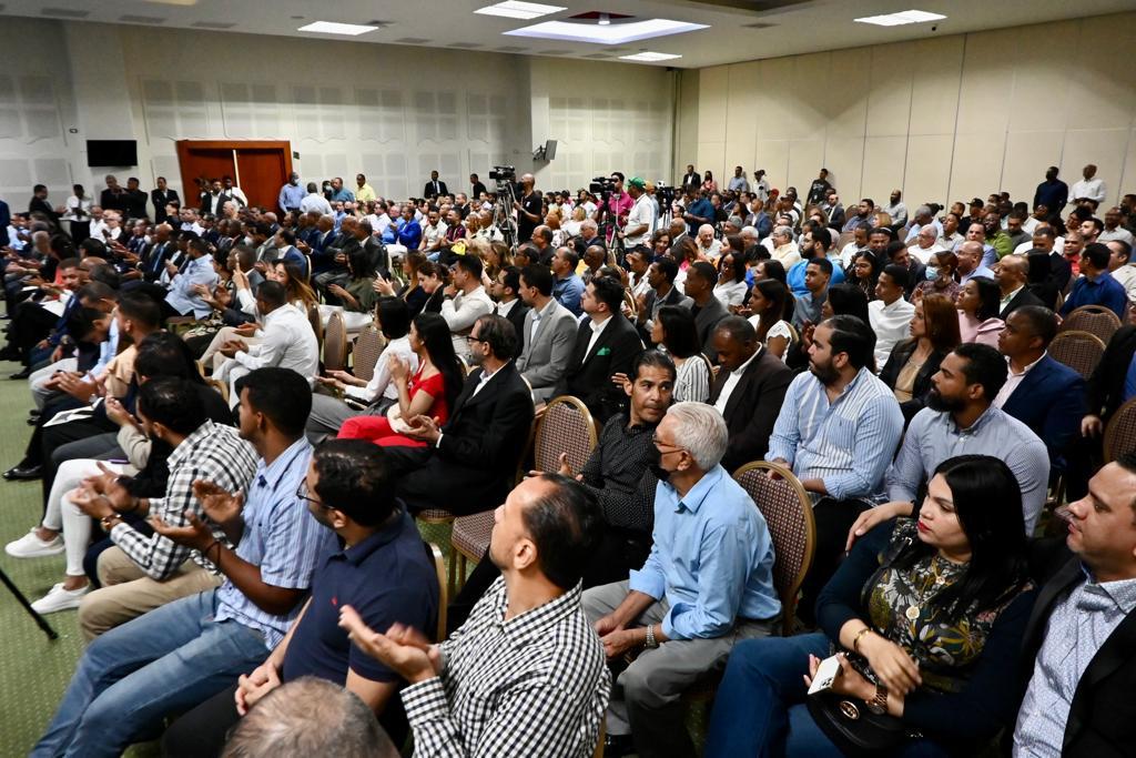 JeffryVargasDO's tweet photo. Santiago dijo ya, Leonel, es el que va!
#SectorExternoConLeonel #FuerzaDelPueblo
@CDN37
@PeriodicoHoy 
@ElCaribeRD 
@GeorgeMonteroRD @LeonelFernandez
@keylaReynaM @Team_KeylaReyna
@FPcomunica
@FPComunicaSDO @AnaSilviaMoront @ELiTComuniK @aida_dilone @KirssyCabreja @FelipeAFKuki https://t.co/2PW2NVpH8R