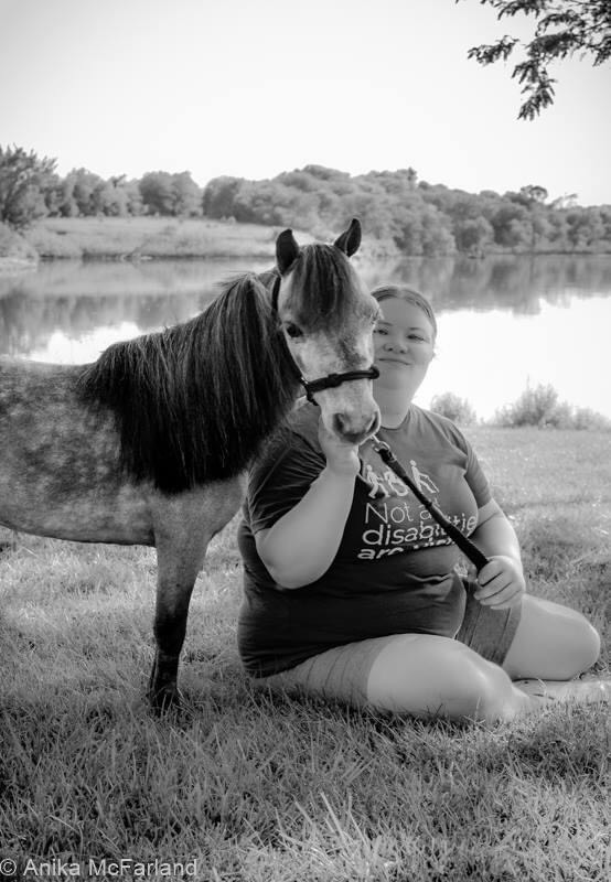 PawsitiveTales's tweet photo. Hello hello, hope you're all well! Very excited to share today's tale about Abrea and her beautiful service horse, Flirty! Because of Flirty, Abrea's life has been hugely impacted. This is Abrea and Flirty's story.
https://t.co/fA4qSiaUsj https://t.co/5xMzVm0OKq