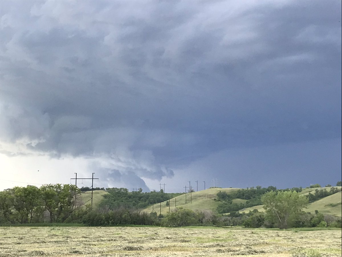 ChristinevMerwe's tweet photo. @Weatherdude12 Pictures taken by my husband just west of Lumsden, 6:51pm. #TORNADOWARNING #skstorm #Lumsden #Tornado https://t.co/ljDWaNSPFM