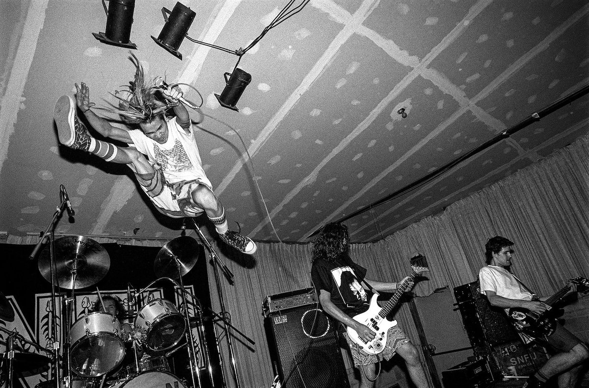 Chi Pig with SNFU at the Speedway Cafe, Salt Lake City, Utah, May 1988. Photos by Trent Nelson

#punk #punks #punkrock #hardcorepunk #chipig #SNFU #history #punkrockhistory