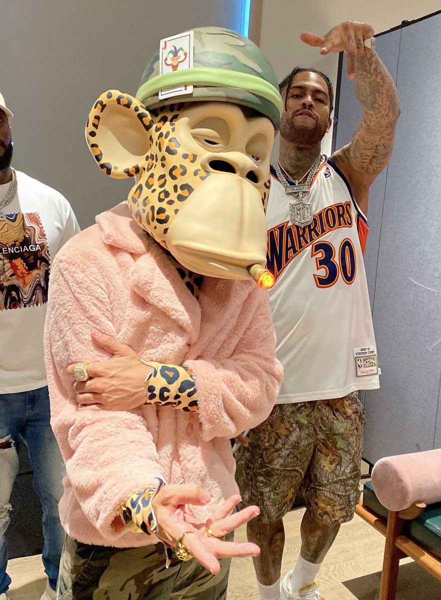 Dr. Bombay showed up to give y’all the scoop 🍨

@drbombayse <a href="/SnoopDogg/">Snoop Dogg</a> <a href="/BoredApeYC/">Bored Ape Yacht Club 🍌</a> <a href="/NFT_NYC/">NFT.NYC</a> #NFTNYC