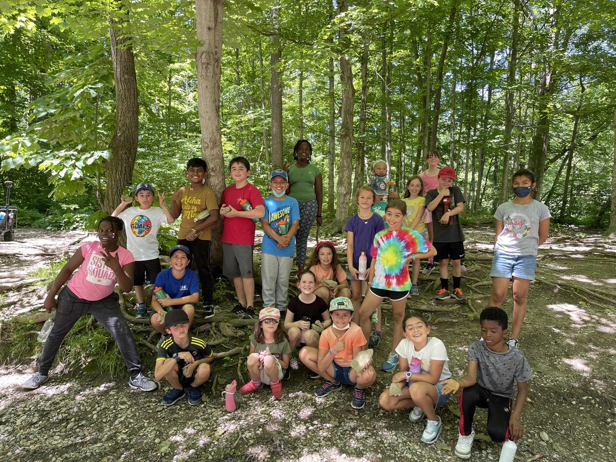 St.Thomas More tweet media