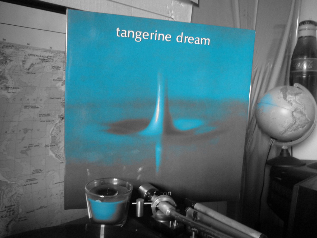 garosi_andrea's tweet image. Tangerine dream &quot;Rubycon&quot;, 1975

#tangerinedream #rubycon #70sMusic #Abstract #electronicmusic #vinylrecords #berlinorgy #darkness