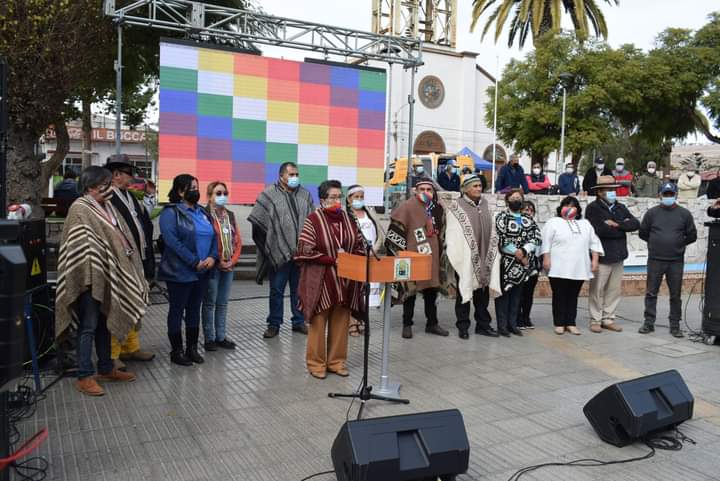 En bienvenida del Nuevo Año Indígena desarrollada hoy en #Vallenar,nuestro alcalde <a href="/armandofloresj2/">Armando Flores</a> hizo un llamado a tomar el desafío de "poder tener una norma de calidad de aguas en el valle del Huasco, tan relevante para nuestros pueblos, para nuestras comunidades indígenas"