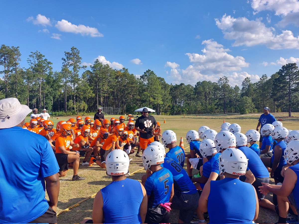 Great day for some 7 on 7 action! @SVHS28348 <a href="/PhyllisNJackson/">Phyllis Jackson</a> <a href="/SouthViewFB/">South View Football</a>