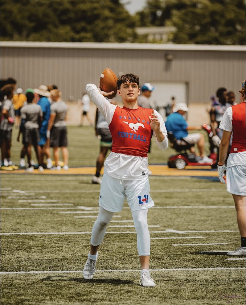cj_soltis's tweet photo. Pitt 7on7 this Sunday, it’s redemption day for @LHMustangFB 🔥🔥🔥 @CoachKikel @VMICoachAshford @CoachKolesar @Rodney_G3 
📸 SWNGMN Media https://t.co/sJ8UfFQvqs