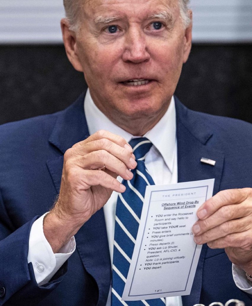 realDailyWire's tweet photo. Biden: I will fight for you!
Also Biden: https://t.co/F09E5RTbRc