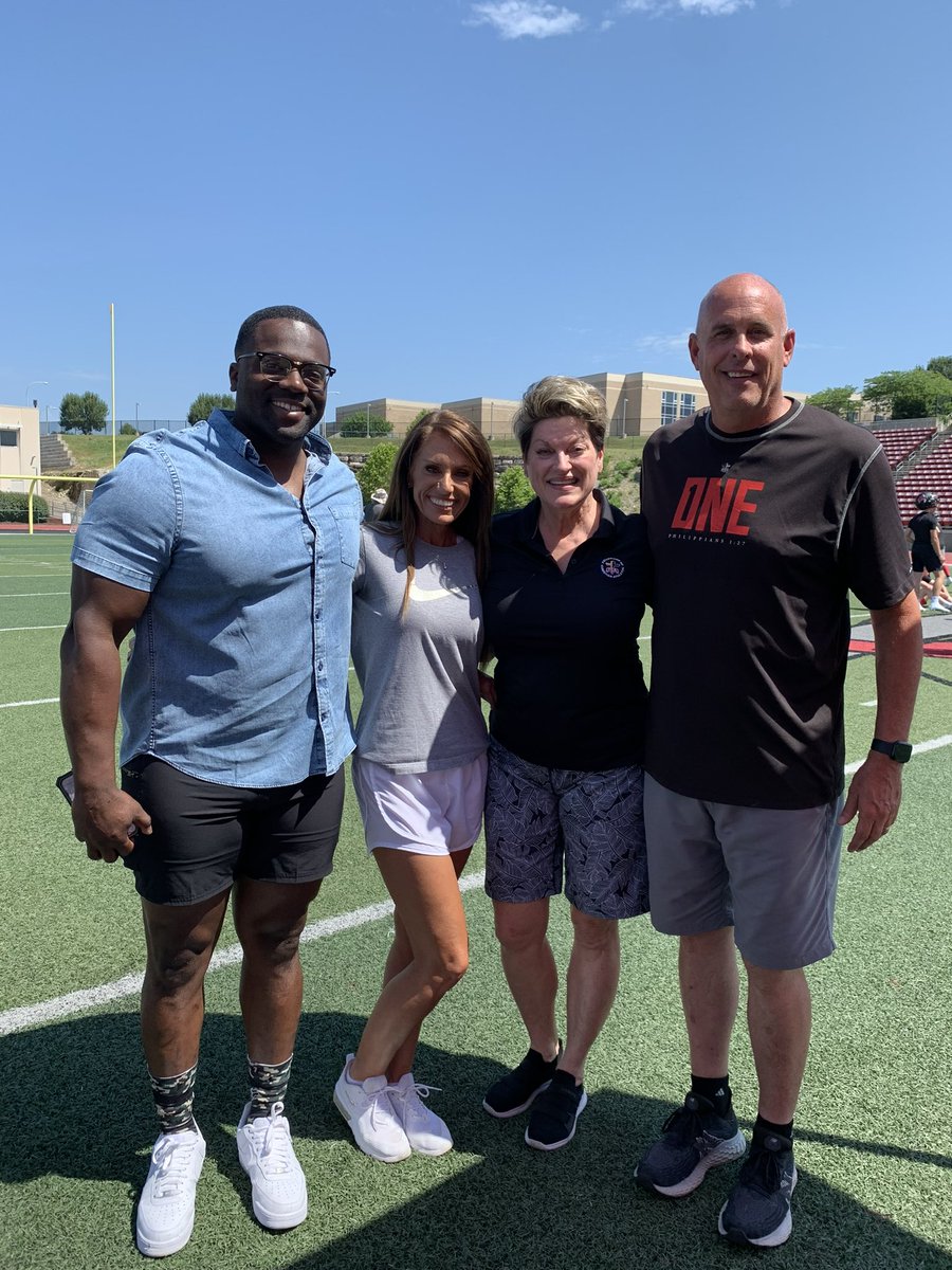 𝐒𝐨𝐮𝐭𝐡 𝐂𝐞𝐧𝐭𝐫𝐚𝐥 𝐌𝐎 𝐅𝐂𝐀 (@socentralmofca) on Twitter photo 🔸Incredible day of ministry <a href="/BransonFootball/">Branson Pirate Football</a> 7 on 7 Border Battle. Charlie Hatchett nailed it: 65 Football Players stood for Christ and received Him for the first time! Thank you <a href="/cfabranson/">Chick-fil-A Branson</a> <a href="/HarterHouse/">Harter House</a> Shell Knob for providing Lunch! 🔸Incredible day of ministry <a href="/BransonFootball/">Branson Pirate Football</a> 7 on 7 Border Battle. Charlie Hatchett nailed it: 65 Football Players stood for Christ and received Him for the first time! Thank you <a href="/cfabranson/">Chick-fil-A Branson</a> <a href="/HarterHouse/">Harter House</a> Shell Knob for providing Lunch!