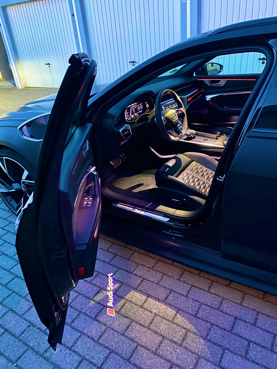 VWGolf7GTIPerf's tweet photo. #AudiRS6 #Performance #636PS #HappyFamily #EntspanntReisen #ScheissAufE #Audi #IchLiebeDiesenWagen #PampersBomber #306kmh #TochterFuehleSichWohl #PerfekteAuto #MeinLieblingAlltagsAuto #Audi #RS6 #FürAlleWasDabei 🖤❤️ https://t.co/PNNTrdKVcZ
