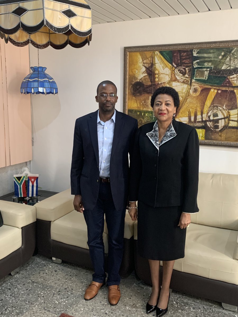 Ambassador Phosa met with the Deputy President of the ⁦<a href="/Camara_Comercio/">Cámara de Comercio de Cuba</a>⁩ of Cuba to discuss concrete actions in order to increase South Africa🇿🇦-Cuba🇨🇺trade. #SACubarelations ⁦<a href="/DIRCO_ZA/">DIRCO South Africa</a>⁩ ⁦<a href="/the_dti/">Technical Information Center</a>⁩