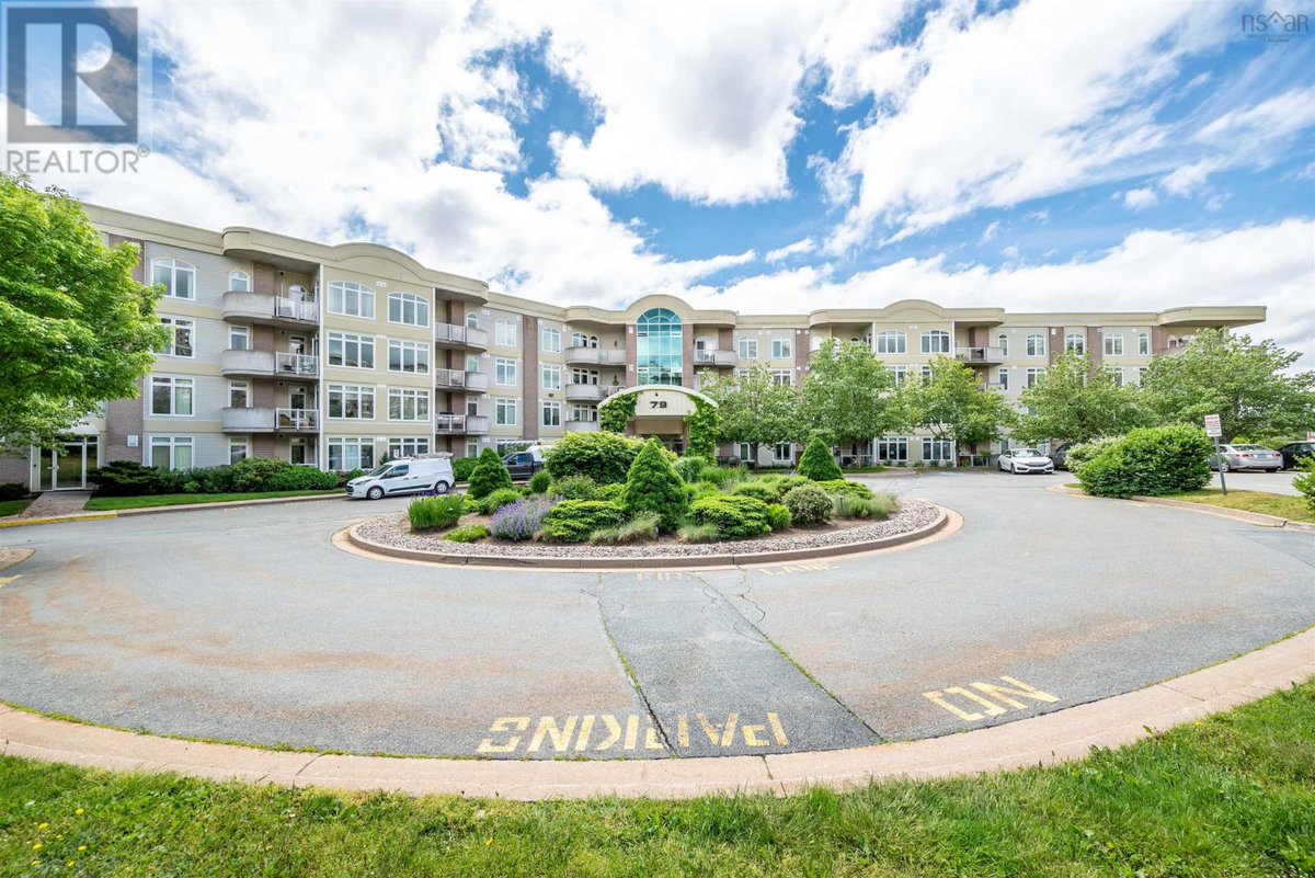 Carrie_Remax's tweet photo. New Listing! $460,000.00, 2BR, 2BA, 315 79 Bedros Lane, Halifax, NS B3M 4X5, Full Details https://t.co/9vinfQNu6e https://t.co/bK8h1ShB2m