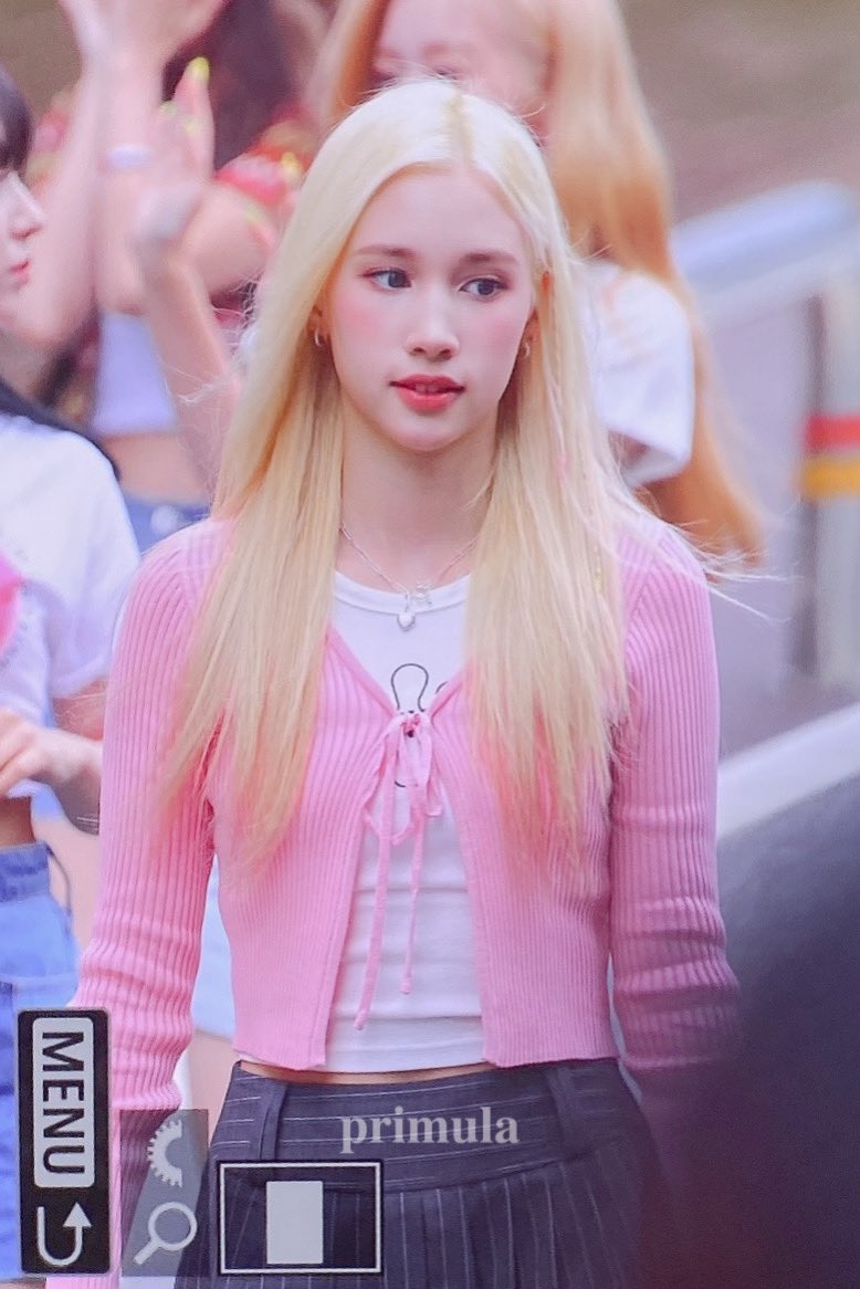 archivebahiyyih's tweet photo. pretty in pink
#HUENING_BAHIYYIH #휴닝바히에 https://t.co/ltAhoJdS64