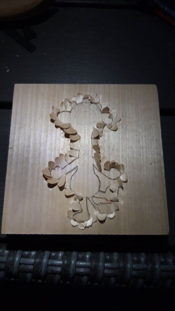 SteveRocksSpace's tweet photo. Started a new @veefriends #woodcarving tonight. #GenuineGiraffe. So easy to rough out these #carvings hence starting a new one while still doing the #KnowingGnome detail. Hard to do detail in the dark. Time is 23:55 and wrapping up for the night! #Veefam #GN #GM https://t.co/U0D6F7lBnk