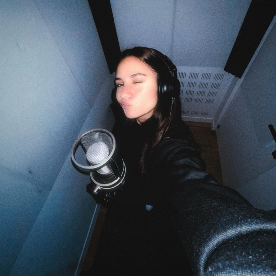 PhrasesDeKRN's tweet photo. Le nouveau single de "Rêver" de KRN est disponible partout https://t.co/MdPz91yy7Y