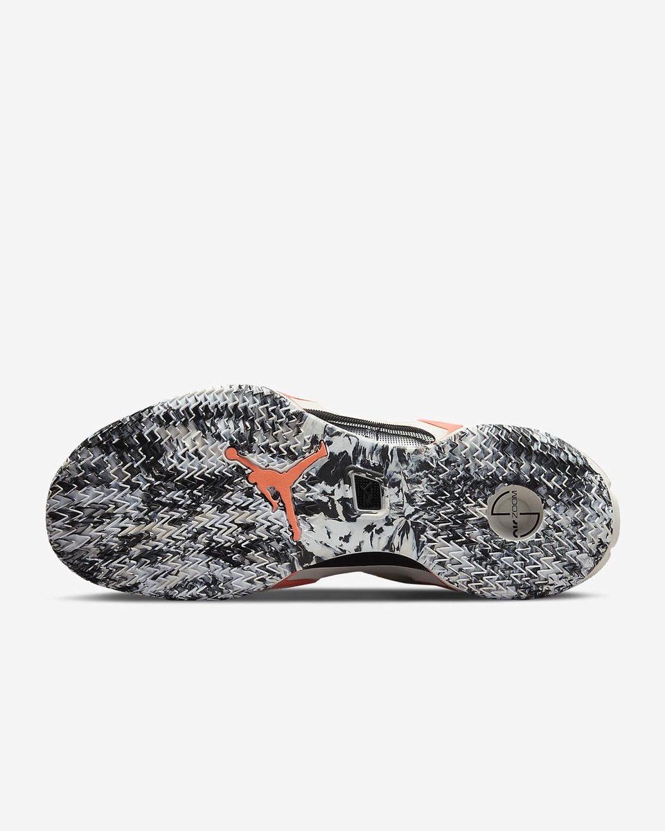 basshu2_com's tweet photo. Air Jordan 36 Low “Black Gold”👟⠀
☑️AJ36のローカットモデルにライトブラウンの明るいデザイン登場?
🗓️ 国内近日発売予定です。欲しい方は是非!
⠀
📸https://t.co/rrjT513FqE
⠀
#バッシュ #新作バッシュ #スニーカー #新作スニーカー #nike #sneaker
#Jordan #jordan36 https://t.co/Ux3ZRMbSC2
