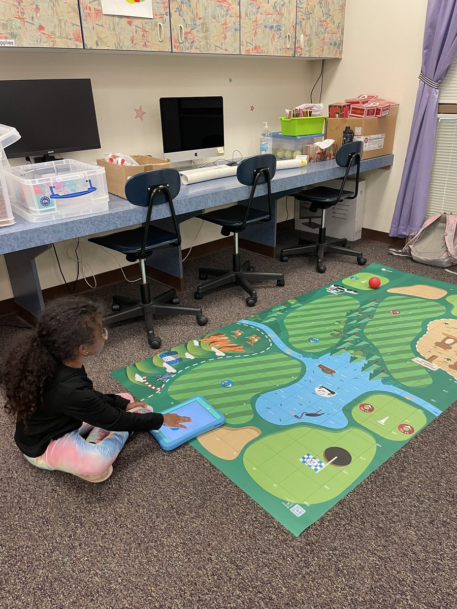 opensource_kids's tweet photo. @sphero rotations today at Fun in the Sun Computer Science Adventure Camp! Painting, planetary challenge, soccer, obstacle course, bowling/golf @ABQschools @christysnell2 @APSEdFoundation @Book_gardener @EdTechAPS @Osuna_Tech https://t.co/yHRULc2gBF