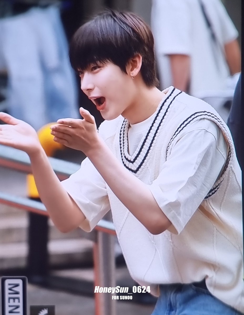 [PREVIEW] 220624 Sunoo – Music Bank

cr.@/HoneySun_0624 
#ENHYPEN #엔하이픈 #선우 #SUNOO <a href="/ENHYPEN/">ENHYPEN OFFICIAL</a> <a href="/ENHYPEN_members/">ENHYPEN</a>