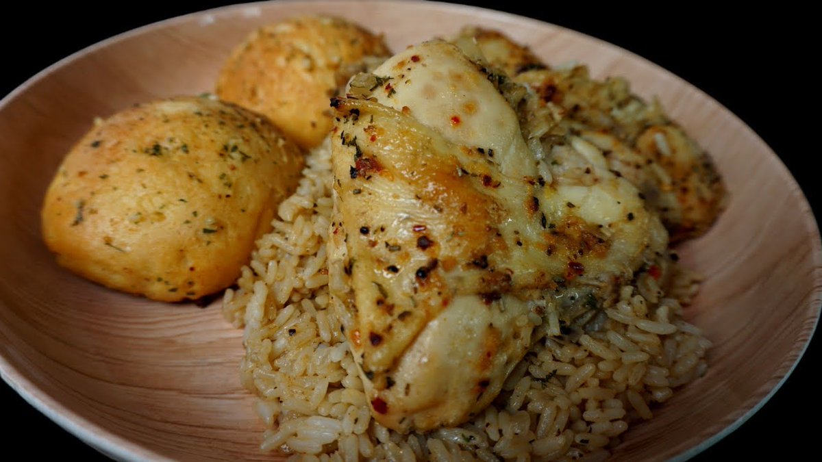 Raymack72's tweet photo. Lipton Onion Chicken Casserole...#raymackstyle
https://t.co/UwbMvyTXQ9
#youtube
#youtuber
#chickenrecipe
#foodporn
#foodnation https://t.co/0obuEJKa1q