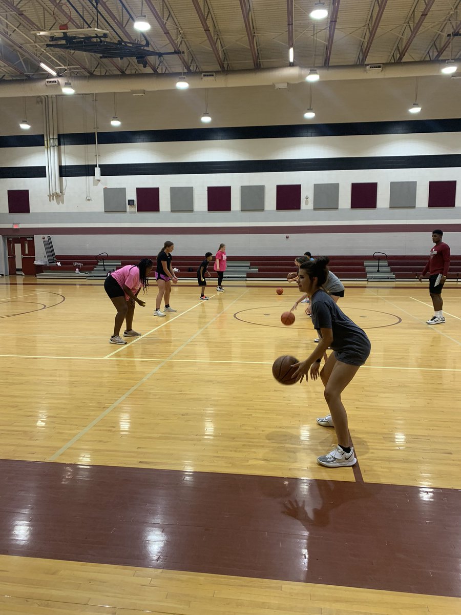 Sharpening the tools in the summer to be able to secure the bag in the fall🏀