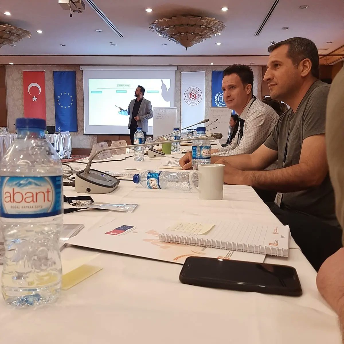SamtiKur's tweet photo. @tcmeb https://t.co/8SLF4VStyd Değ.Daire https://t.co/hBlPiopUk0ül Koçer'in kat.ÇSGB,MEB ve ILO bir.ger.Mev.Tar.Çocuk İşçiliğinin Önlenmesi Projesinde "Eğt. ve Sos.Hiz.Uzm.Eğitici Eğitimi"ndeyiz
@nurcanonder @iloankara @UrfaValiligi @metin_esen @sanliurfammem63 @mahir_coskun27 https://t.co/A6pMD5C6UM