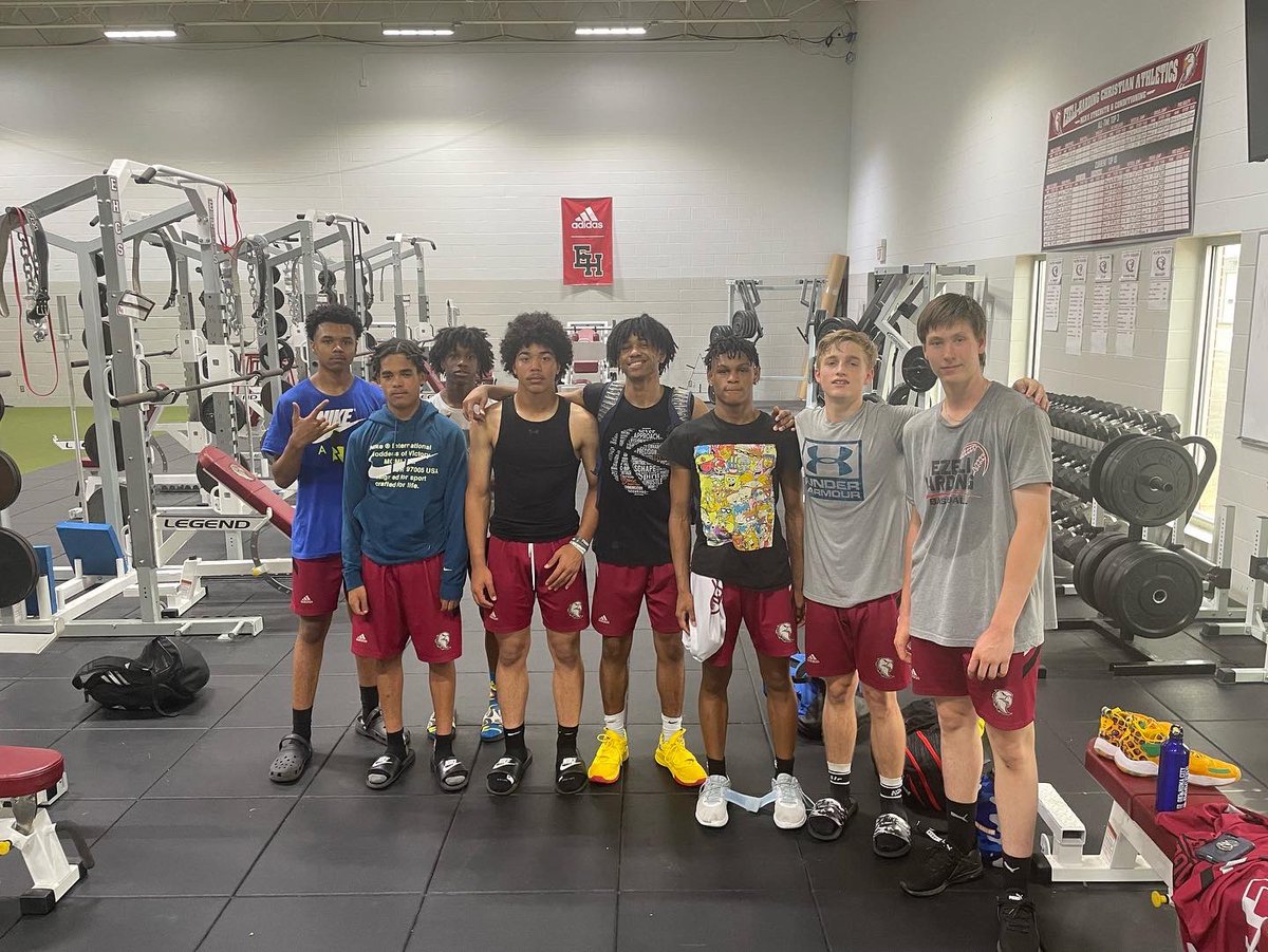 EzellBasketball's tweet photo. Summer recap: @covenantmbb team camp, team meals, weights w no AC, youth basketball camp, and today we played hard, smart, and together and went 2-0 against great competition!!! #LG #BellRd @Kelechi_Anuna @EHCSathletics @EzellLadyEagles https://t.co/Z1x0yTlPon