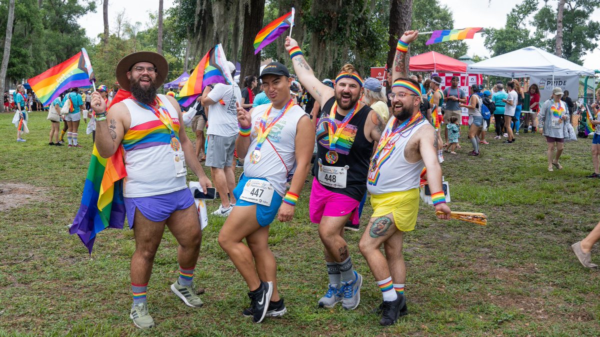pulseorlando's tweet photo. Missed your chance to run with us in Orlando? You can still walk or run the @PNCBank Virtual #CommUNITYRainbowRun from anywhere in the world through June 30. Every runner of will receive a t-shirt, tote and medal. Sign up today at https://t.co/byYAUd0MoD π https://t.co/bWGHPegR9P