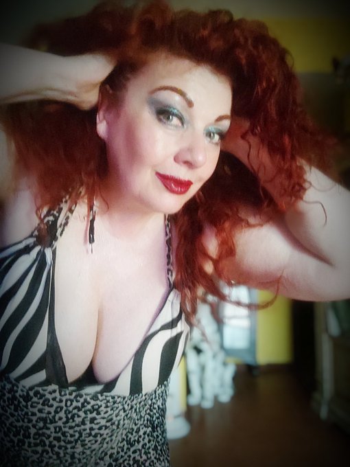 Iniziamo un'altra giornata con voi sempre nel mio ❤️ I start another day with you in my Heart ❤️  https://t<a href="/tag/actress"class="tags"><span>#actress</span></a><a href="/tag/film"class="tags"><span>#film</span></a><a href="/tag/movie"class="tags"><span>#movie</span></a><a href="/tag/star"class="tags"><span>#star</span></a><a href="/tag/foryou"class="tags"><span>#foryou</span></a><a href="/tag/dedication"class="tags"><span>#dedication</span></a>