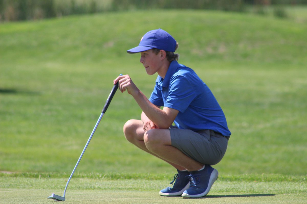 Season low and champ! 👏 

Lincoln’s Carson Kildow fires a round of 70 (-2) and wins the boys 14-15 division at <a href="/TheBCC1917/">Beatrice CC</a>. 

#NJG | @FarmersMutualNE