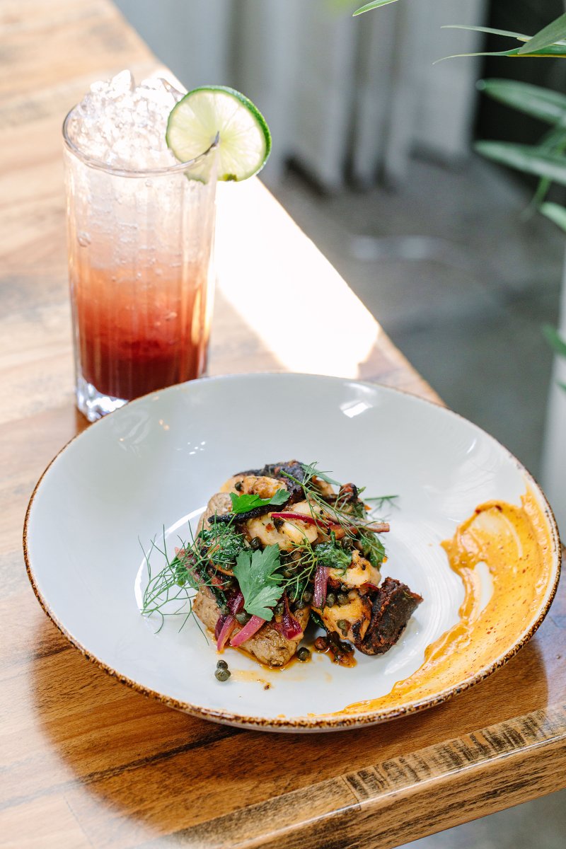 This week's edition of The Knock congratulates a team from Valleywise Health Foundation that just summited Mt. Kilimanjaro, includes more on a big grant for ElevateEd AZ, introduces you to The Genuine and much more! Click the link below to read more. 

frontdoorsmedia.cmail20.com/t/ViewEmail/r/…