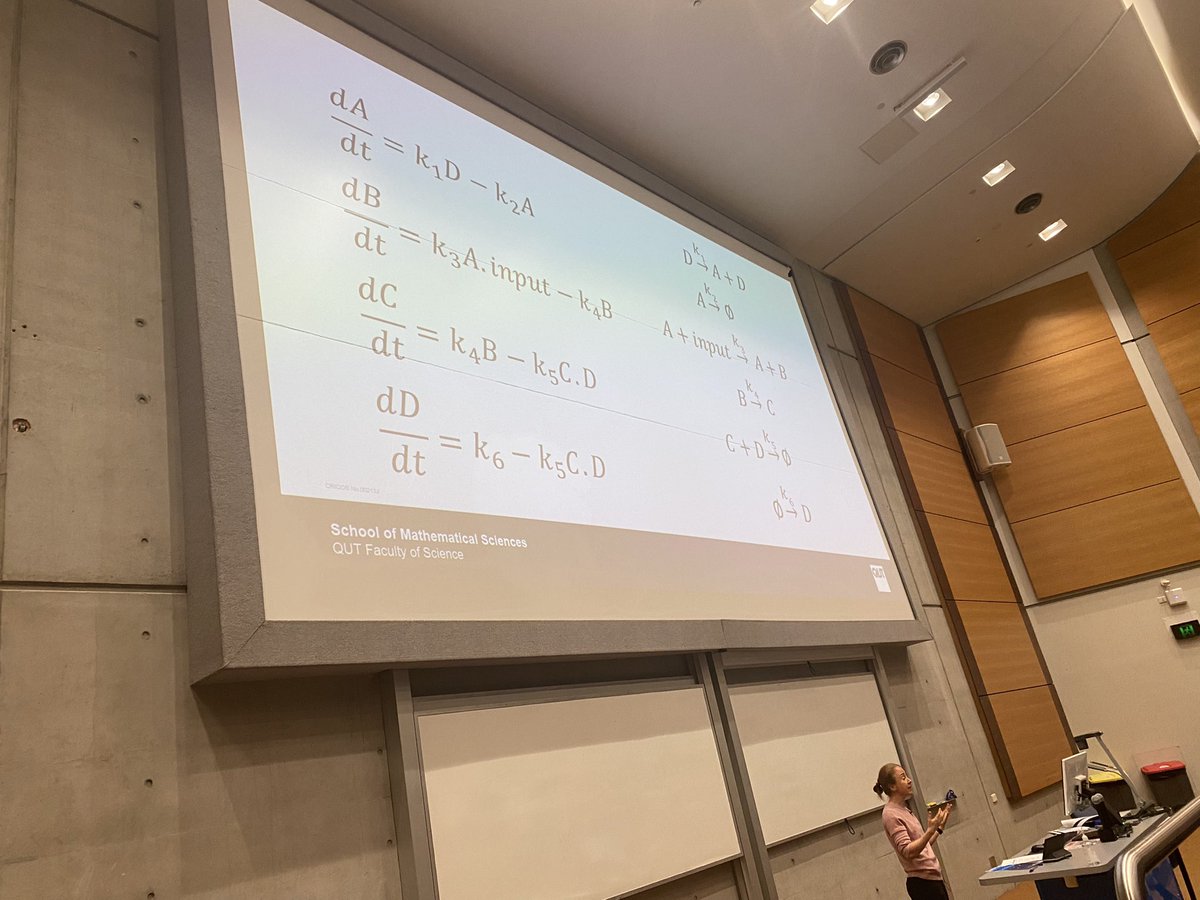 swmccue's tweet photo. Here’s our @robynaraujo, Senior Lecturer at @QUT in Mathematics and @arc_gov_au Future Fellow, summarising her research in molecular networks to a bright bunch of Yr 12 Specialist Maths student from @brisbaneSHS https://t.co/LLd1anRsM1