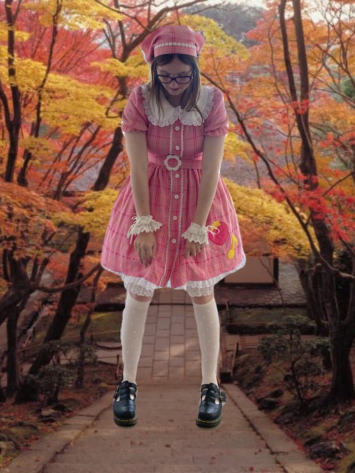 YaoiMycologyst's tweet photo. Just the two of us #Lolitafashion #violetfane https://t.co/hVOPBAmP5K