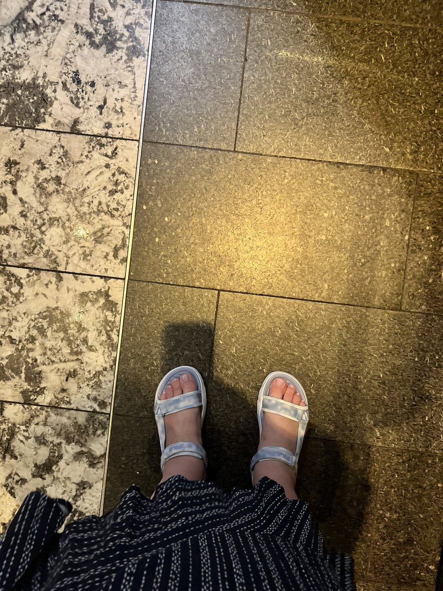 SushiMonster105's tweet photo. I’m comfy shoes to the bar in Vegas years old #🎰🎰 https://t.co/ZBNLJeFf5E