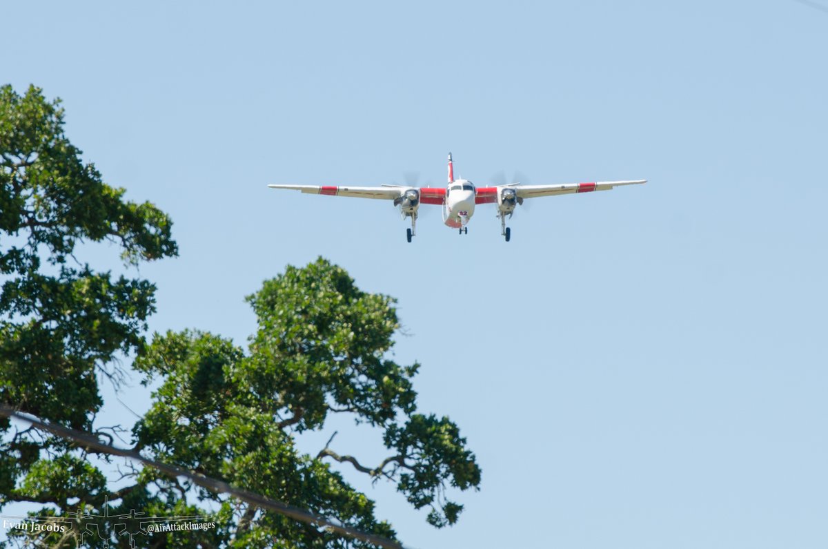 AirAttackImages's tweet photo. Tankers 82, 83 and 91 come in to land at the Santa Rosa Airport while on a load and return to the #ScenicFire just outside of Port Costa in Contra Costa County. The fire is currently 108 acres and fire activity has moderated. https://t.co/RABM8pbJzo