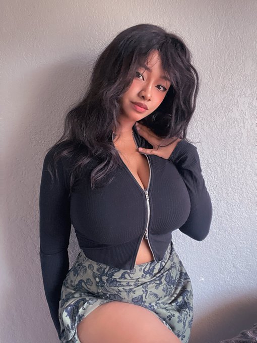 hey you 🧡 https://t.co/FVzyQjpmS2<a href="/tag/genshinimpact"class="tags"><span>#genshinimpact</span></a><a href="/tag/%E5%8E%9F%E7%A5%9E"class="tags"><span>#原神</span></a>