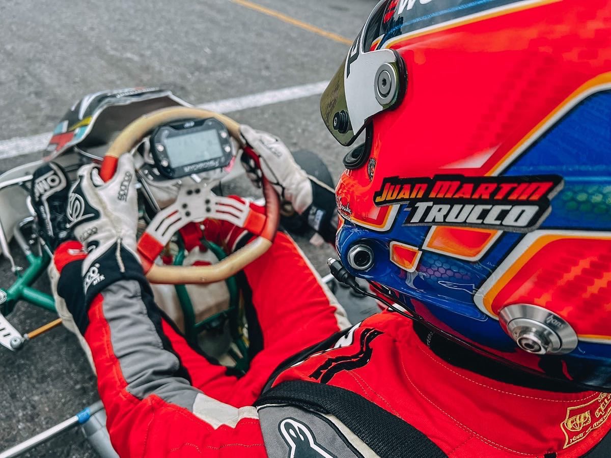Juan Martin Trucco (@juanmtrucco) on Twitter photo Hermoso día de entrenamientos con el karting preparándome q se viene #TCenConcordia
Muchas gracias a <a href="/GAMARacingTeam/">GAMA Racing</a> por la excelente atención del karting !!! Hermoso día de entrenamientos con el karting preparándome q se viene #TCenConcordia
Muchas gracias a <a href="/GAMARacingTeam/">GAMA Racing</a> por la excelente atención del karting !!!