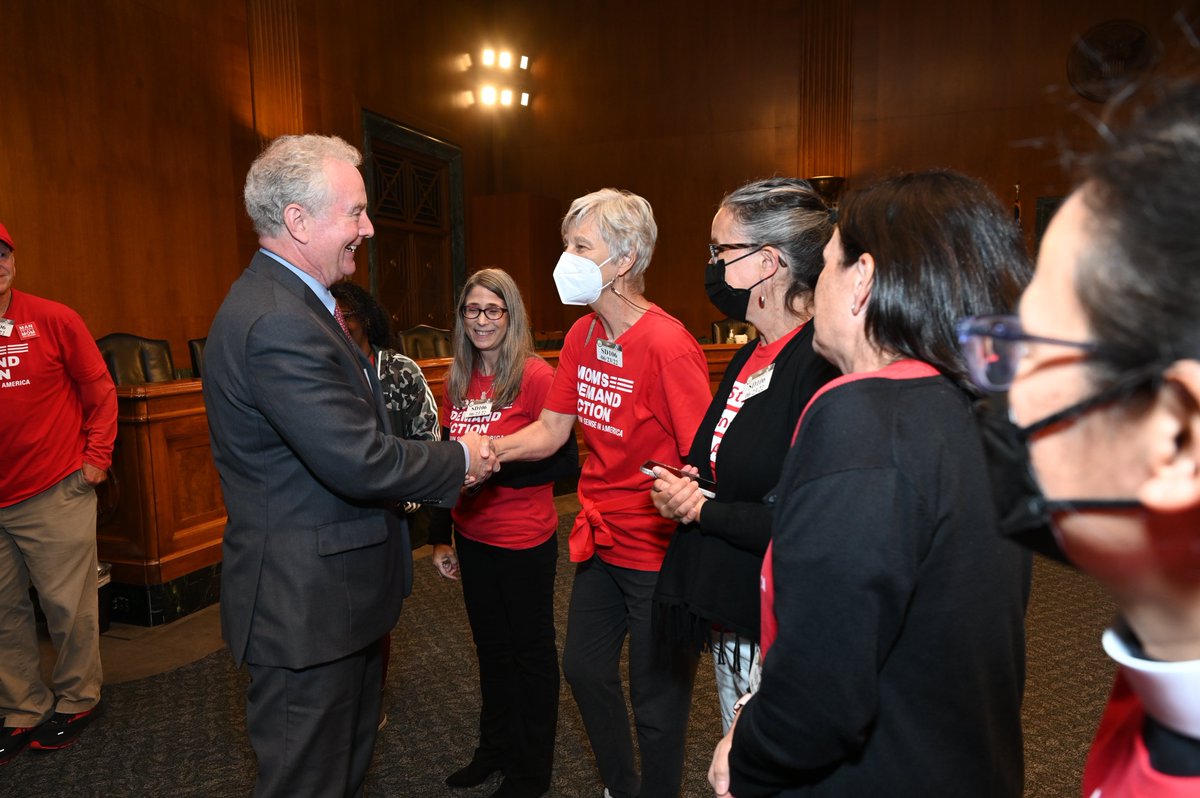 As we consider the bipartisan gun safety bill today, I joined Marylanders from <a href="/MomsDemand/">Moms Demand Action</a> &amp; <a href="/Everytown/">Everytown</a> to thank them for their tireless advocacy &amp; mark this progress. We know this is a long journey. But every step forward is a meaningful step on which we will continue to build.