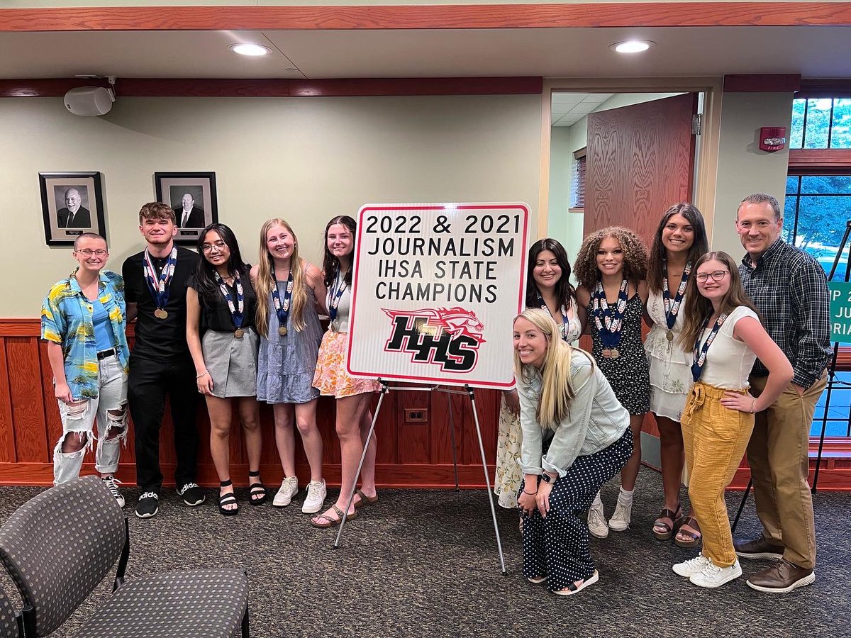 HuntleyHS tweet media