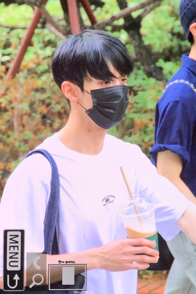 220624

#여원 #여창구 #YEOONE  #ヨウォン
#펜타곤    #PENTAGON    #ペンタゴン
<a href="/CUBE_PTG/">PENTAGON·펜타곤</a>