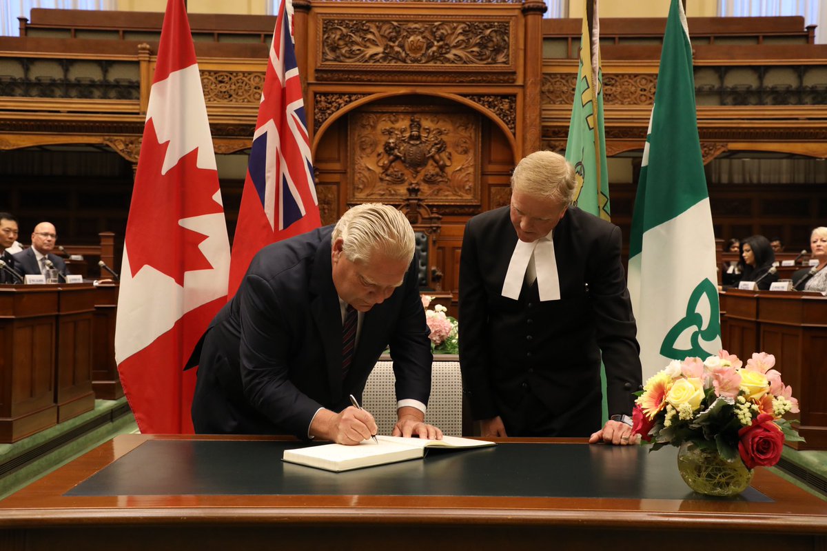 fordnation's tweet photo. It was an honour to be sworn in again as MPP for Etobicoke North. Friends, we have a lot of work ahead and our team is ready to deliver for the people of Ontario. #ONpoli https://t.co/19fmftJ1CZ