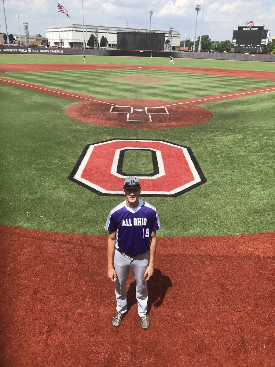 Congratulations to Ethan on representing Bellevue Baseball at the Senior All-Ohio Series yesterday. Ethan was tabbed most outstanding pitcher on the NW Ohio team.  Great end to a great season!