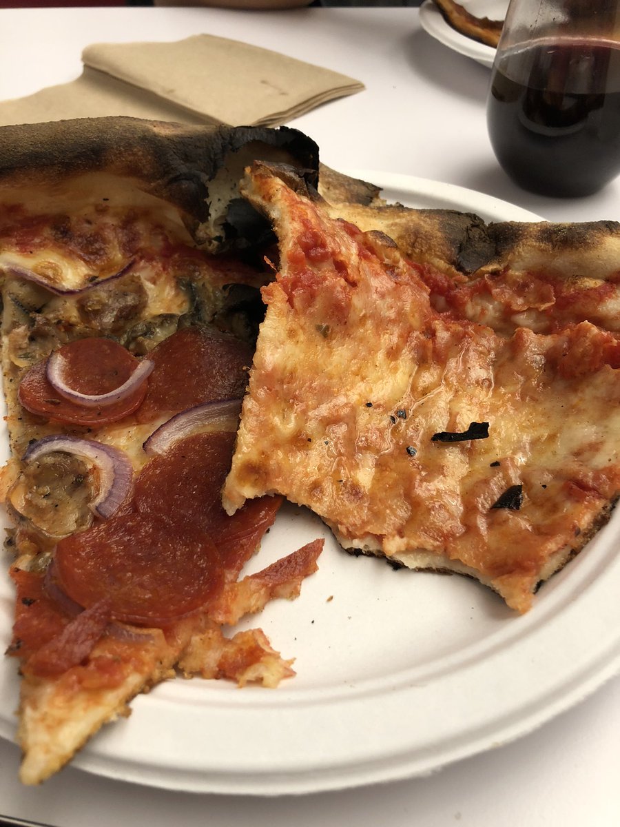 Managed to hang with some of my new queer friends <a href="/chfty/">chfty</a> and snarfed a slices. #nftnyc2022