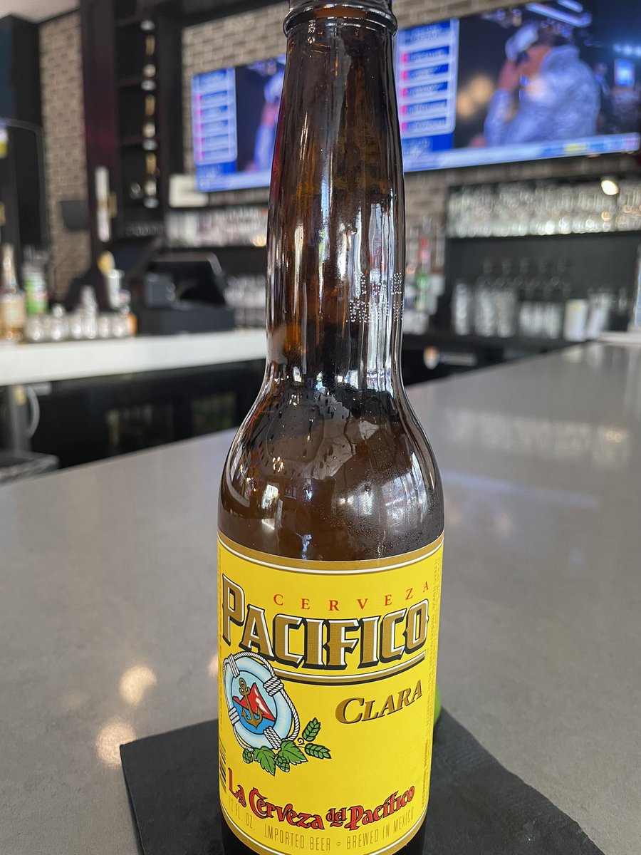 CoachHop's tweet photo. ๐๐ช๐ป @NBA #DraftNBA @ChefsSd @pacificobeer #ThirstyThursday #FridayEve #FridayJr #pregamefortheweekend ๐บ๐ https://t.co/Hi5INSOBUl